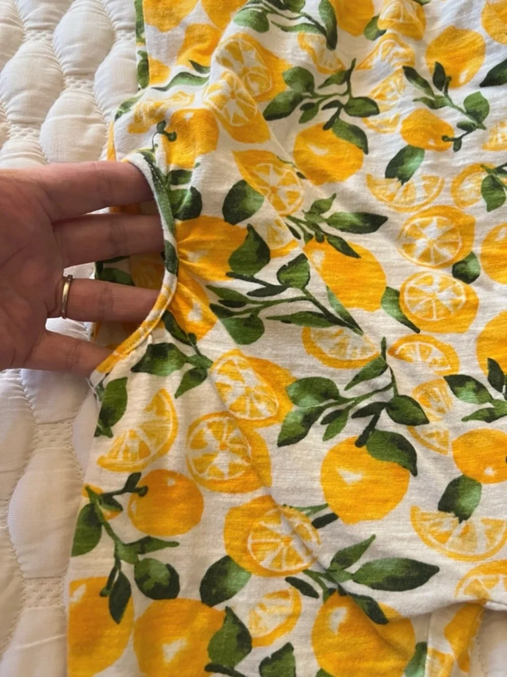 🍄3/$15 Old Navy Lemon Print Sleeveless Jumpsuit 4T Yellow Citrus